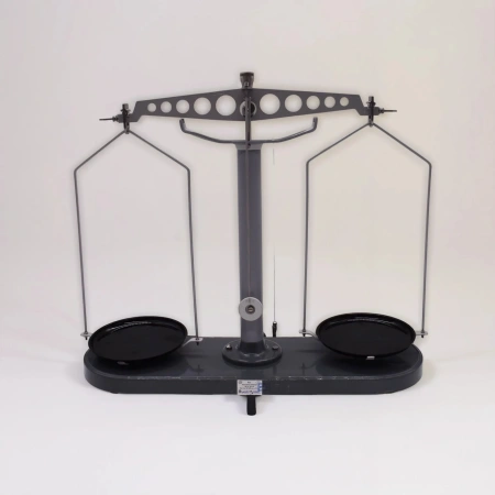 Весы технические ВА-4М до 1000 г без разновесов